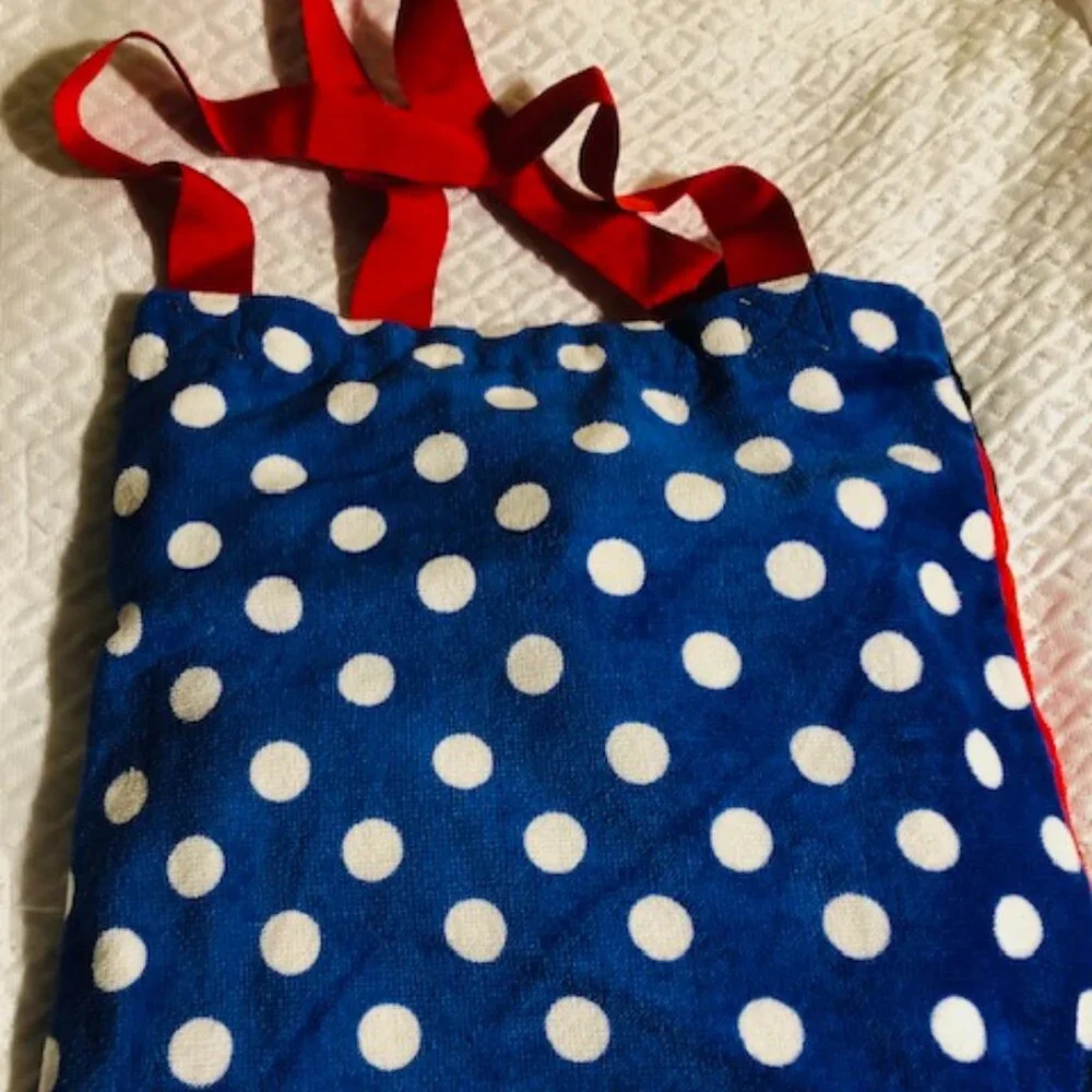 Disney's Minnie Mouse Beach Towel & Tote Set